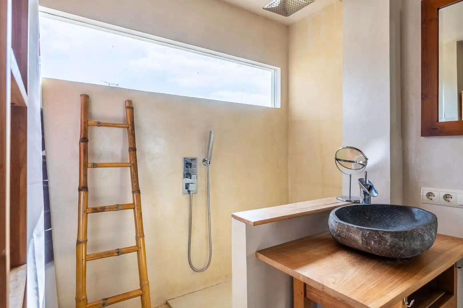 Bathroom of Duplexes for rent in Sevilla  with Air Conditioner, Heating and Terrace