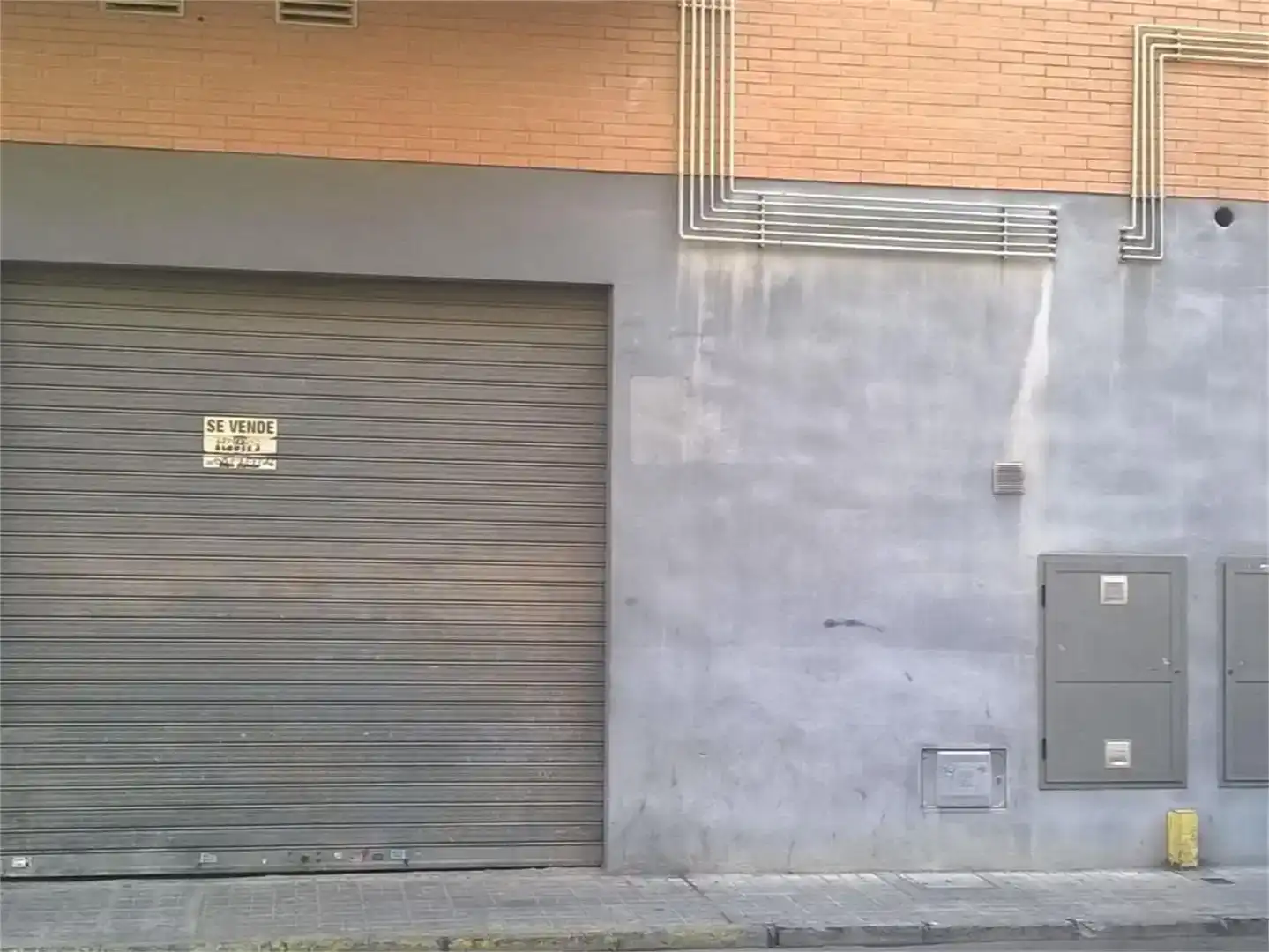 Vista exterior de Planta baixa en venda en Llombai