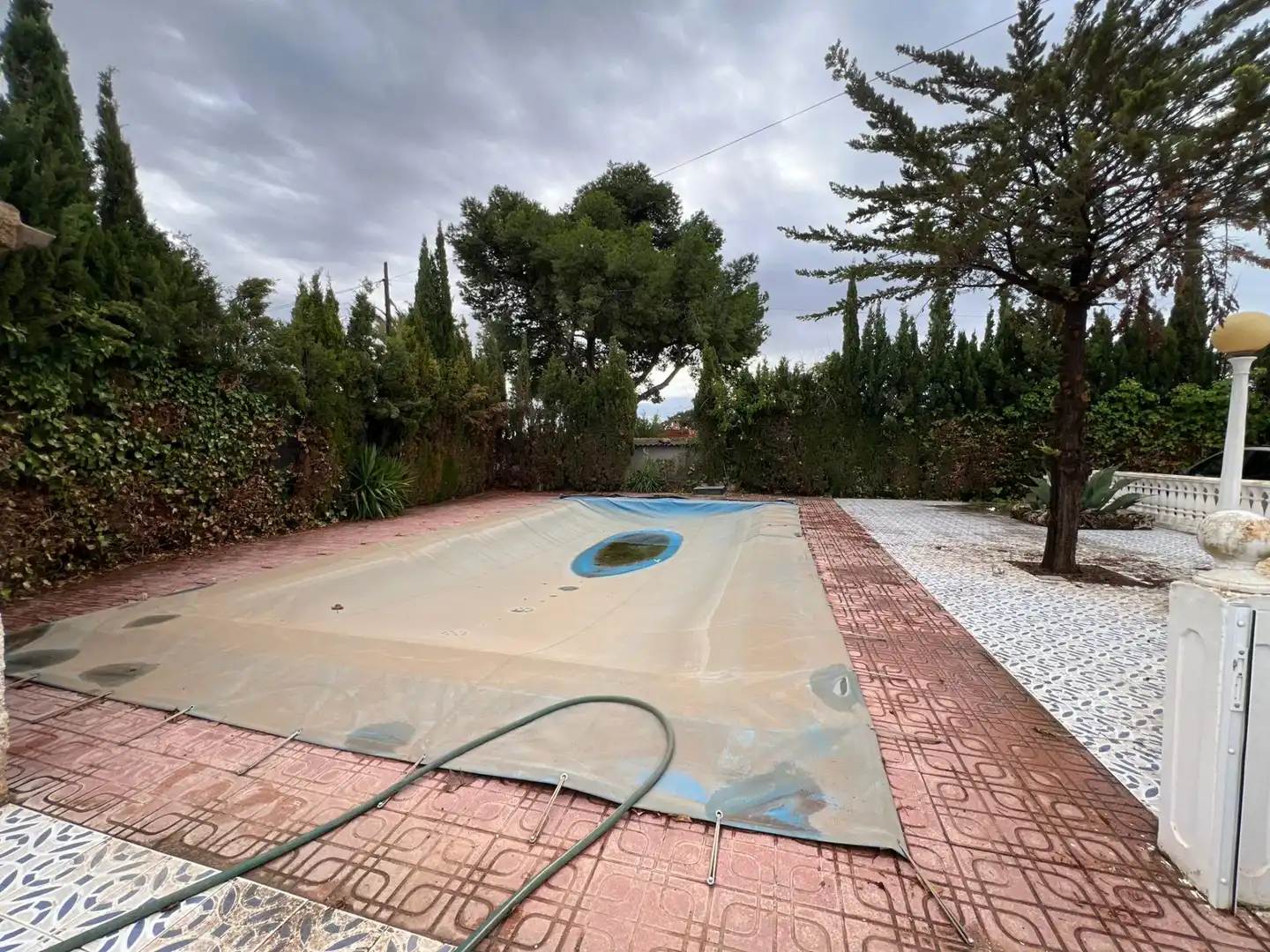 Piscina de Casa o xalet en venda en Elche / Elx amb Jardí privat, Terrassa i Piscina