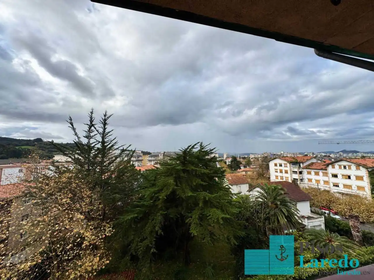 Flat for rent in Calle Marqués de Valdecilla, 8, Centro