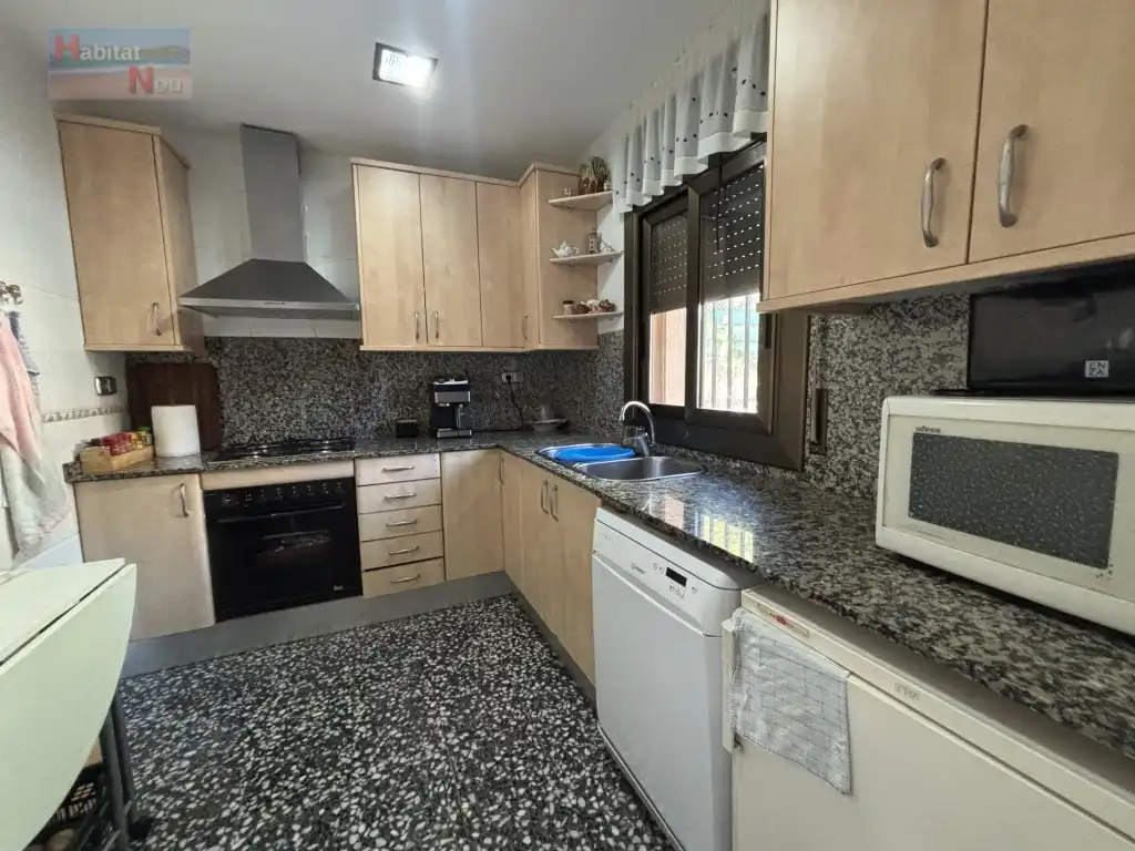 Villa avec piscine à vendre à Calle Barcelones, imagen 4
