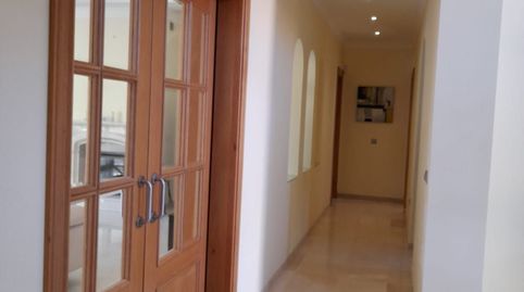 Magnífica villa independiente en Benahavís. Es una hermosa vivienda unifamiliar de 5 dormitorios cada uno con  armarios- vestidor , imatge 4