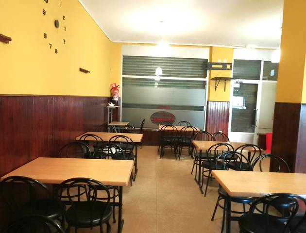 Local comercial en Venta en Calle Murcia, 8 en Pumarín