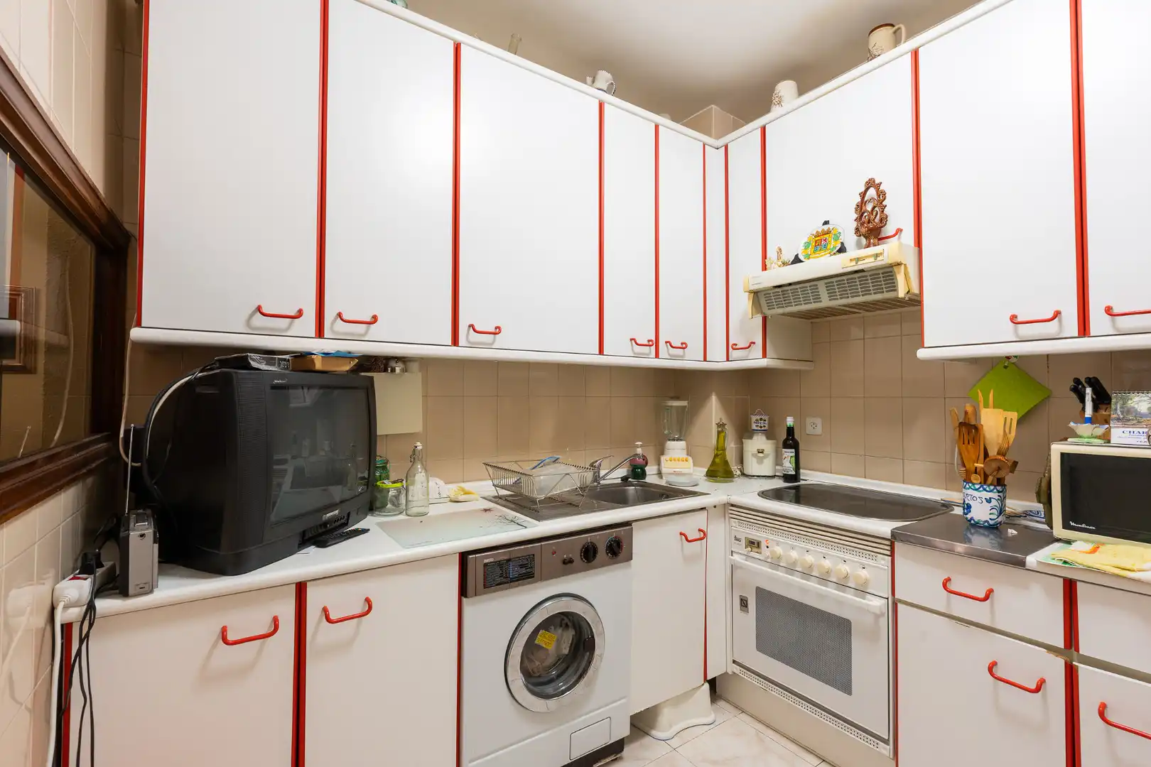 Kitchen of Flat for sale in Madrid  with Air Conditioner, Heating and Parquet flooring
