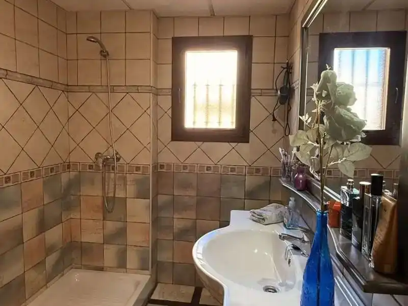 Bany de Casa o xalet en venda en Torremolinos amb Aire condicionat, Piscina i Balcó