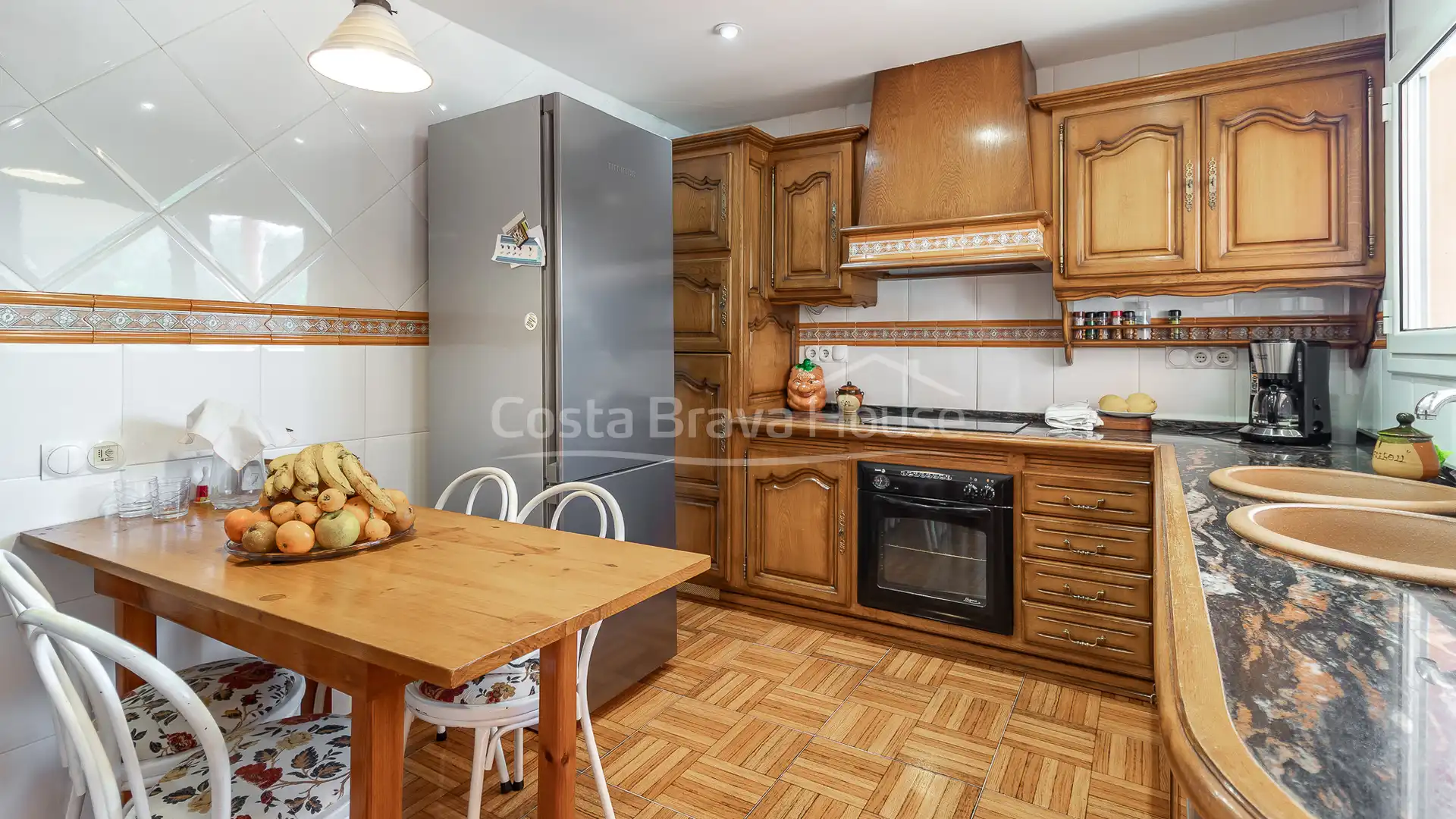 Cocina de Casa o chalet en venta en Calonge i Sant Antoni con Calefacción, Jardín privado y Parquet