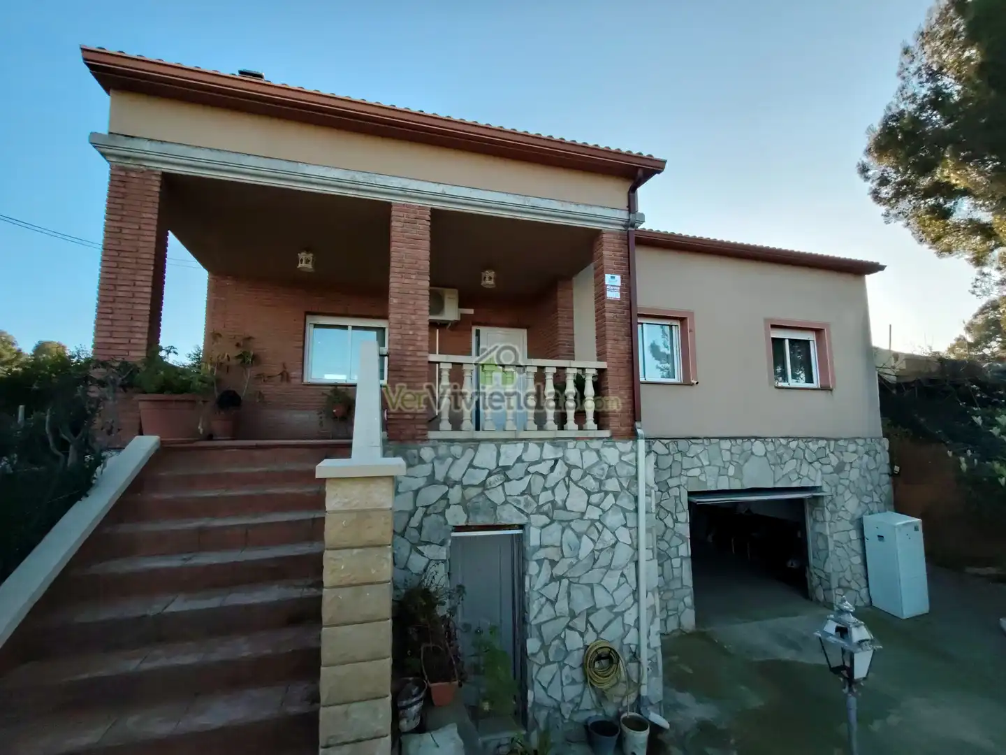 Vista exterior de Casa o xalet en venda en Piera amb Aire condicionat, Calefacció i Jardí privat
