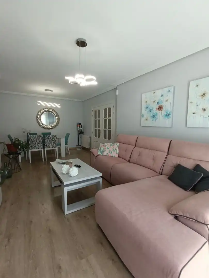 Sala de estar de Casa o chalet en venta en Ciudad Real con Aire acondicionado, Calefacción y Parquet