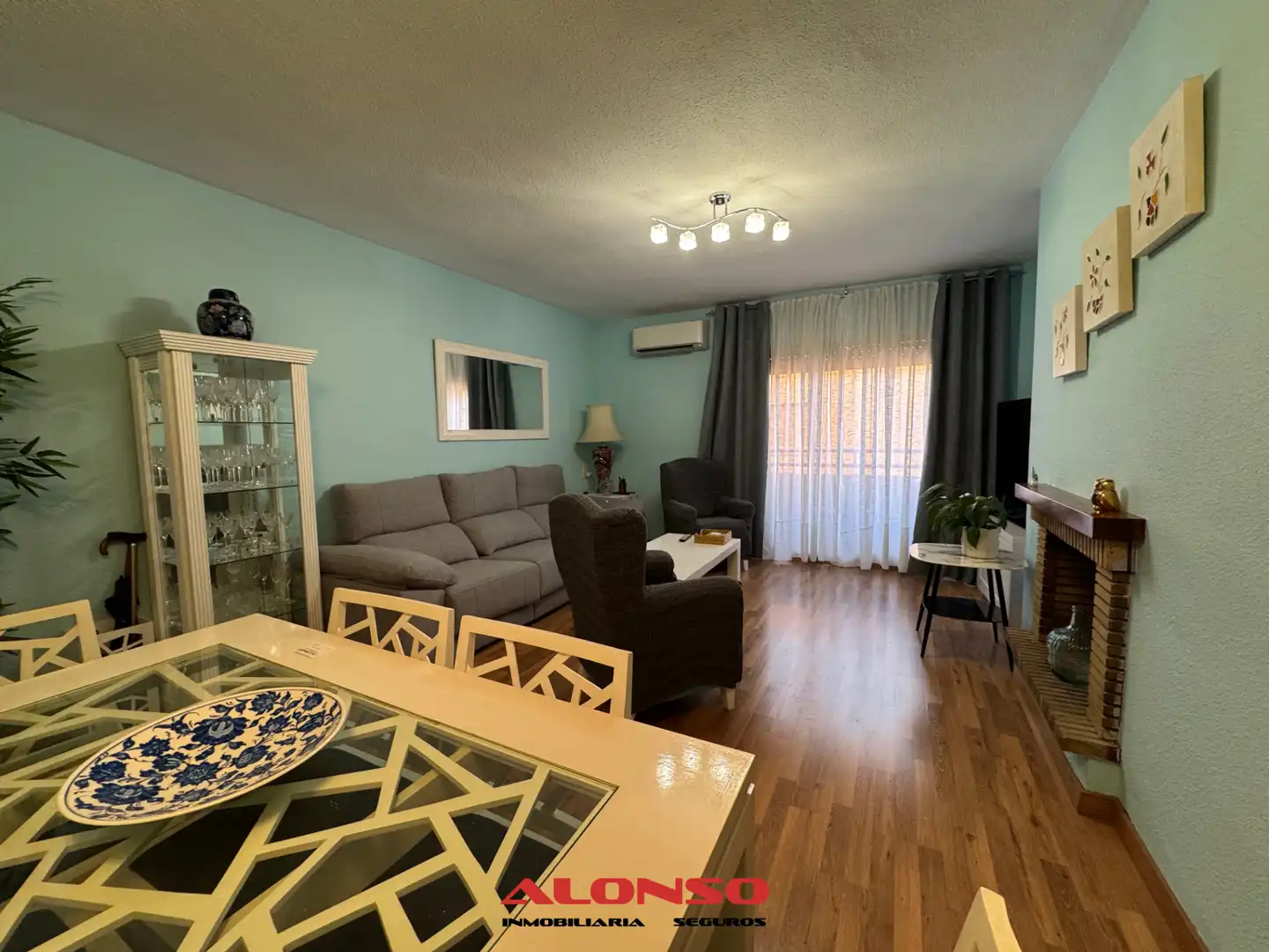 Sala de estar de Piso en venta en Vinaròs con Aire acondicionado, Calefacción y Amueblado