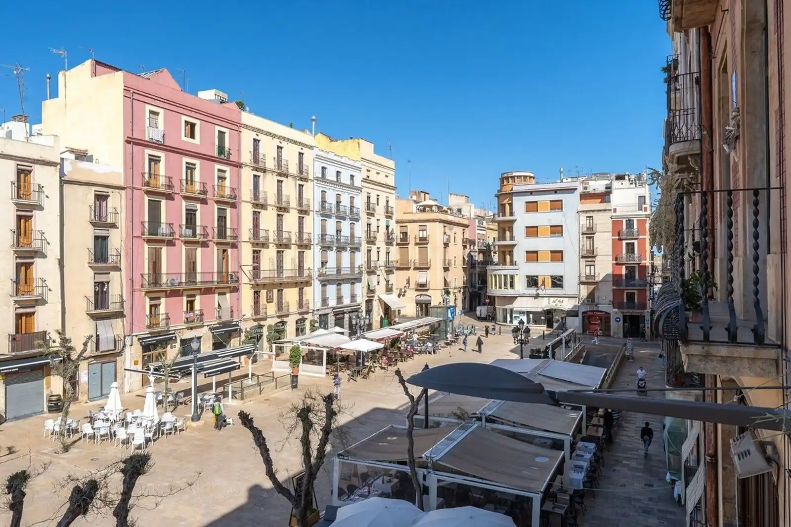Außenansicht von Wohnung zum Verkauf in Tarragona mit Klimaanlage, Heizung und Möbliert
