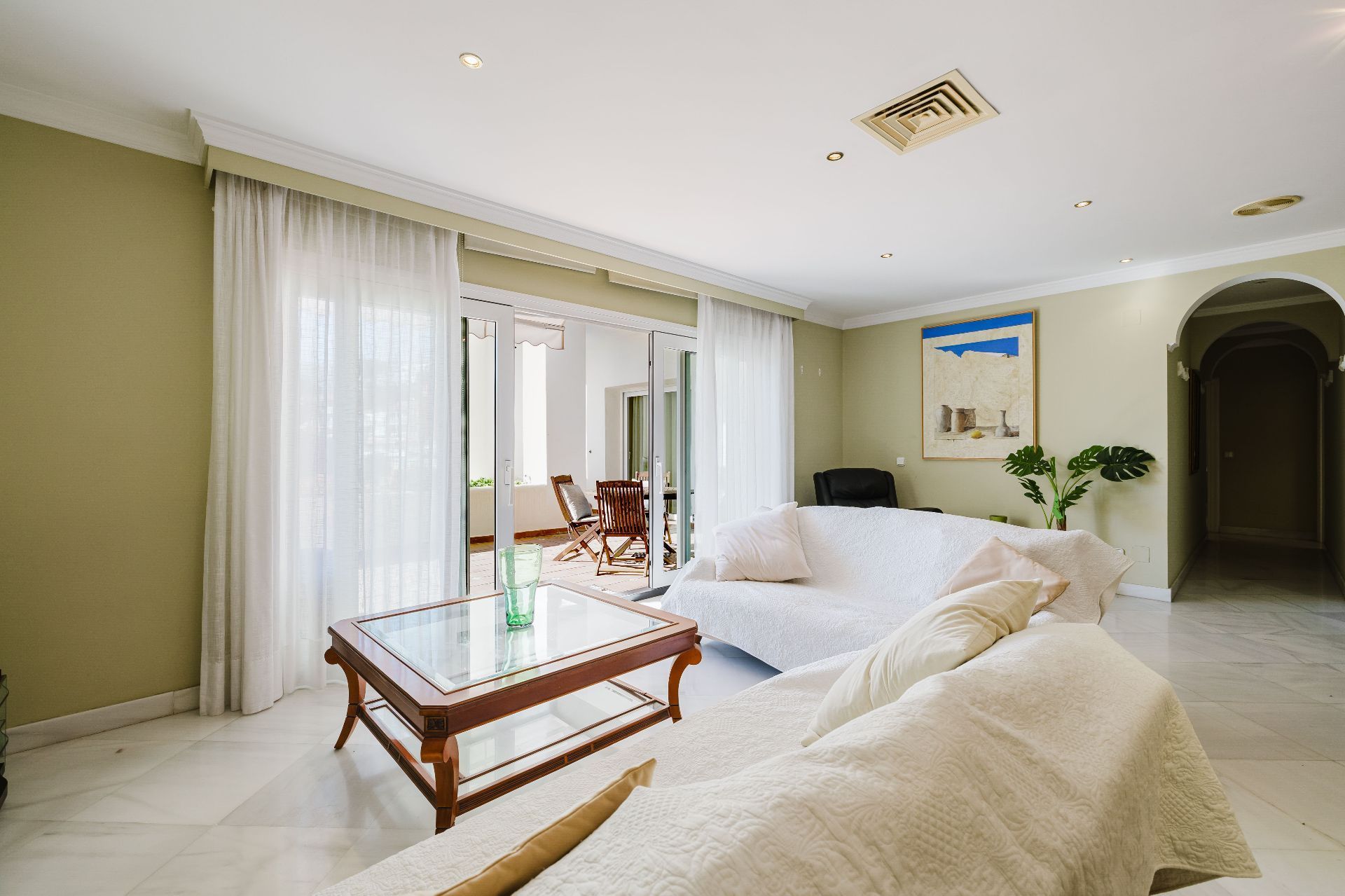 Living room of Flat for sale in Torremolinos  with Air Conditioner, Terrace and Storage room