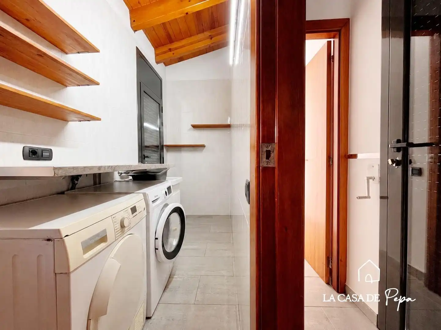Küche von Haus oder Chalet zum Verkauf in Begues mit Heizung und Schwimmbad