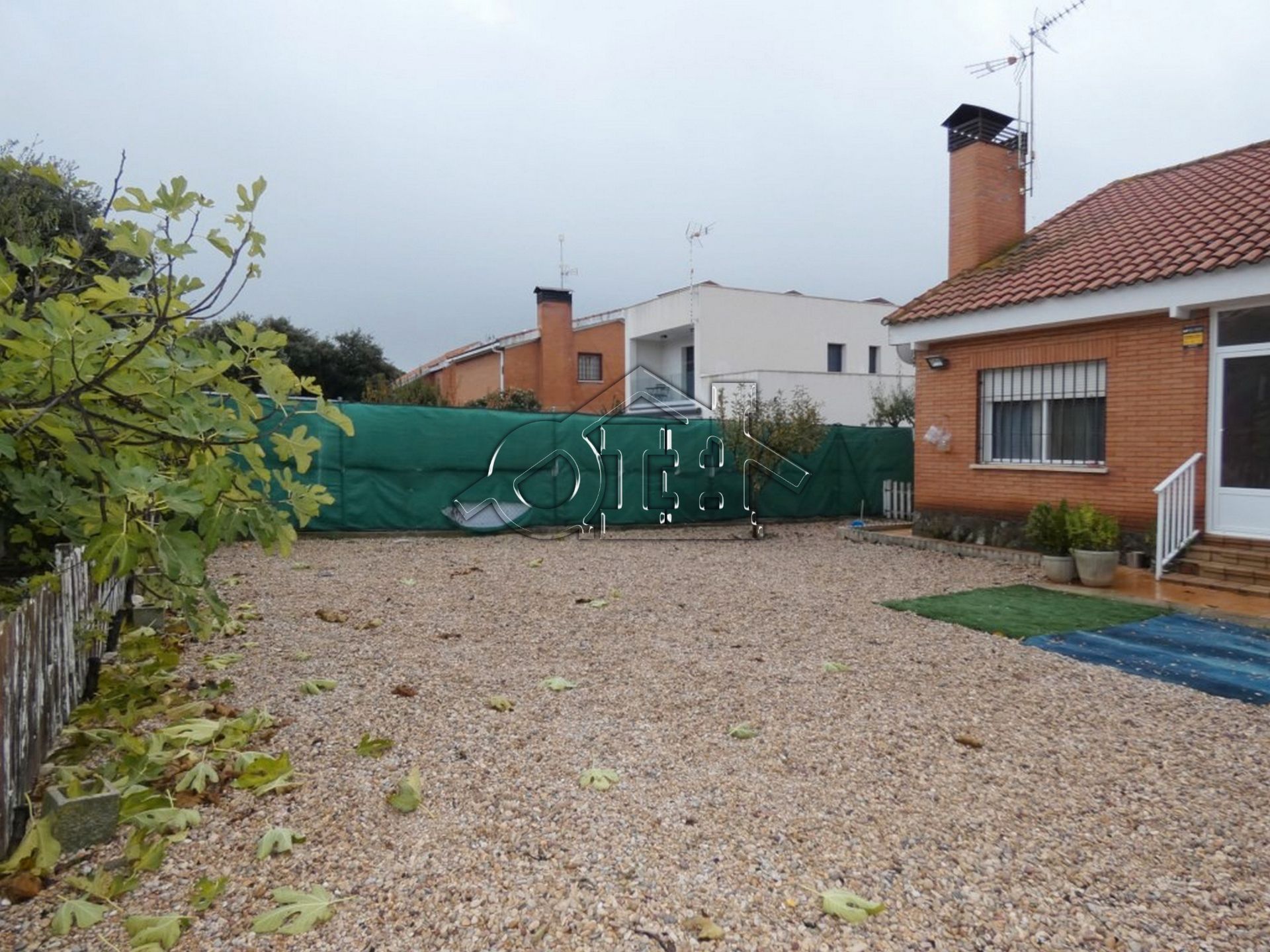 Casa o chalet en venta en Pioz con Calefacción, Jardín privado y Piscina comunitaria