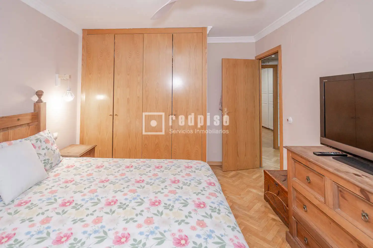 Schlafzimmer von Wohnung zum Verkauf in Arroyomolinos (Madrid) mit Heizung, Parkett und Abstellraum