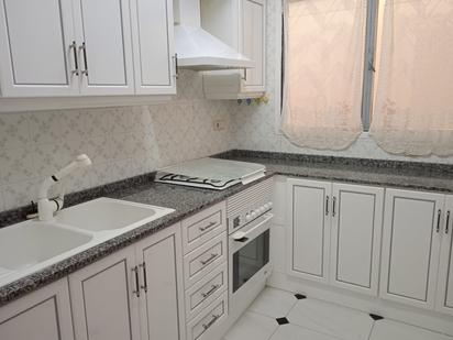 Kitchen of Flat for sale in  Palma de Mallorca  with Air Conditioner, Terrace and Balcony