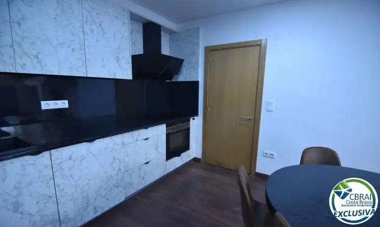 Cocina de Local en venta en Empuriabrava