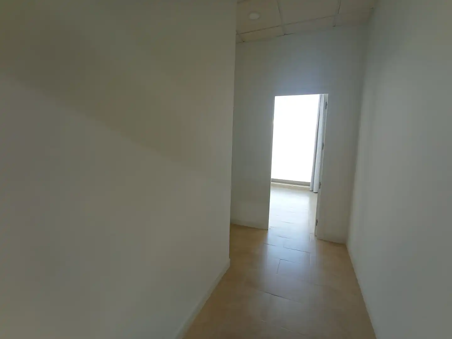 Local comercial en venda a C/ Isaac Peral, imagen 3