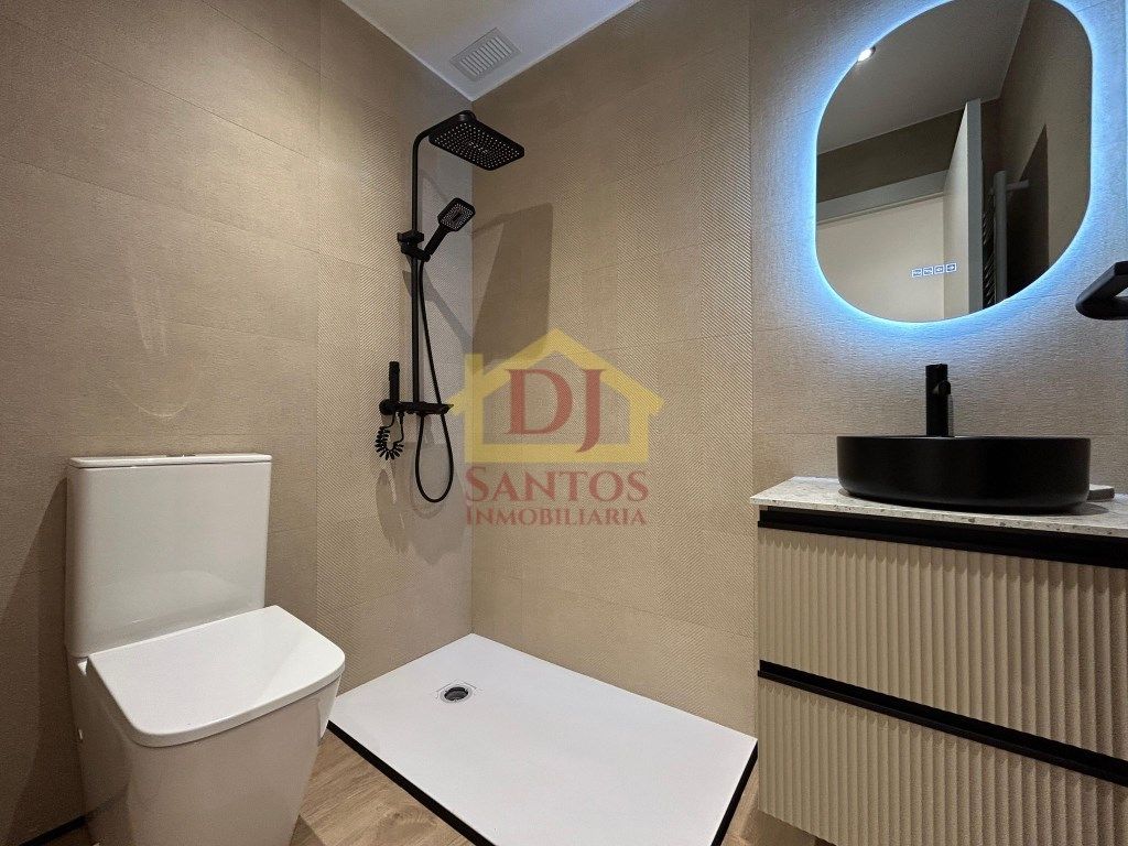Bany de Pis en venda en Salamanca Capital
