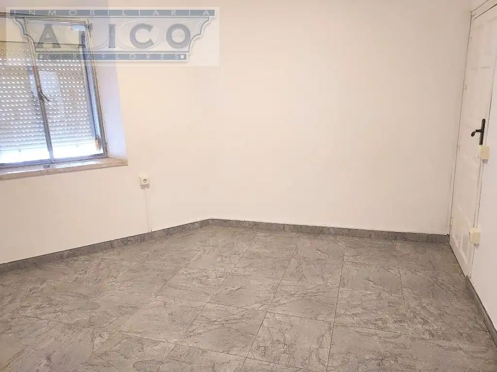 Bedroom of Flat for sale in Sevilla