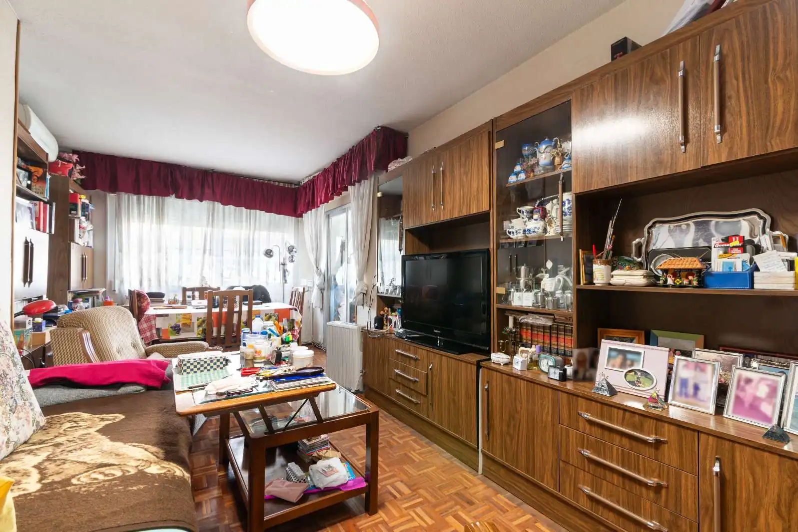 Sala d'estar de Pis en venda en Móstoles amb Aire condicionat, Terrassa i Moblat