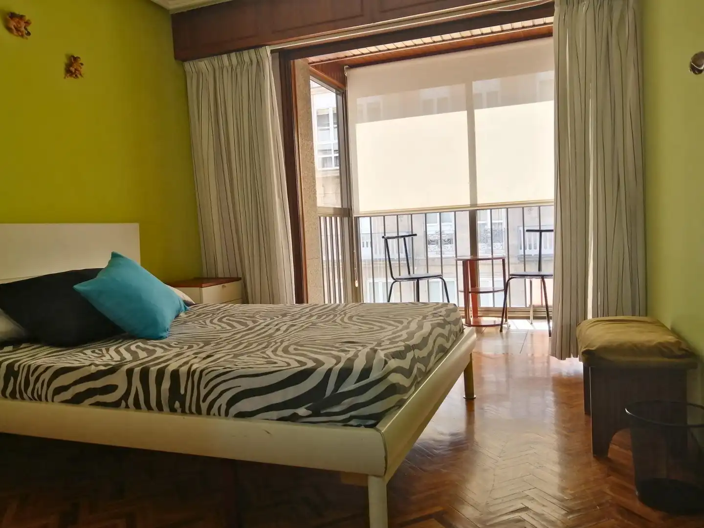 Bedroom of Flat for sale in Ourense Capital   with Parquet flooring, Terrace and Storage room
