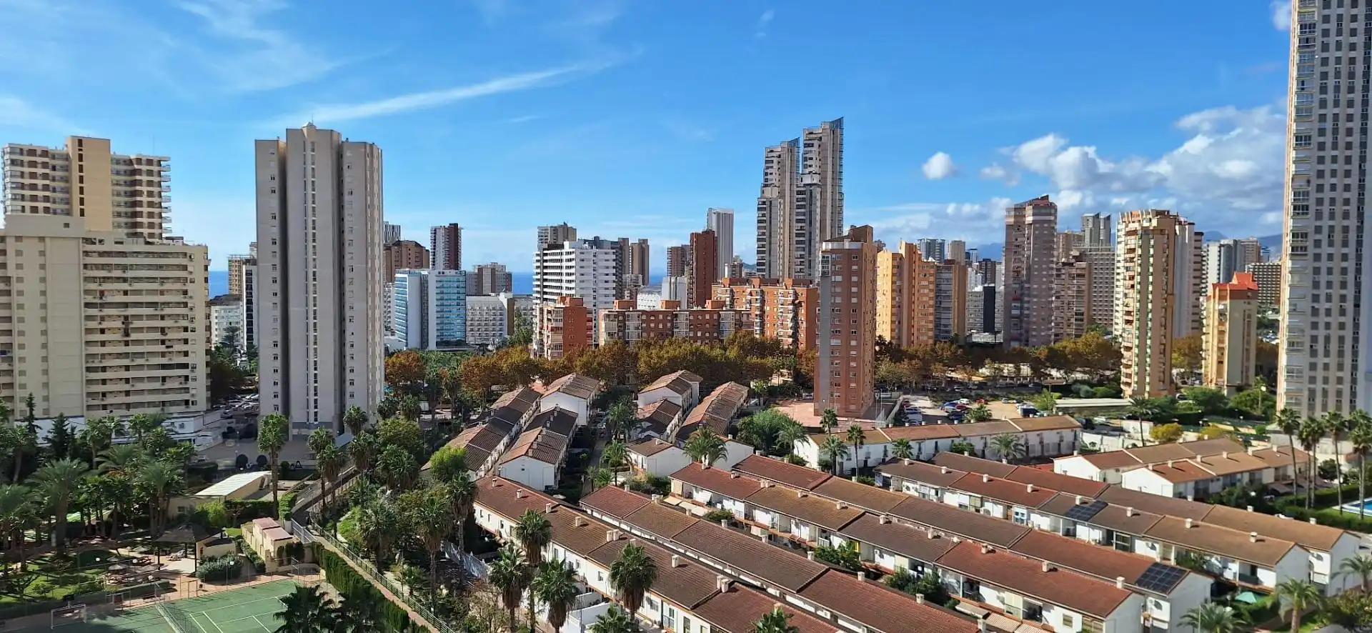 Exterior view of Flat for sale in Benidorm  with Private garden, Terrace and Furnished