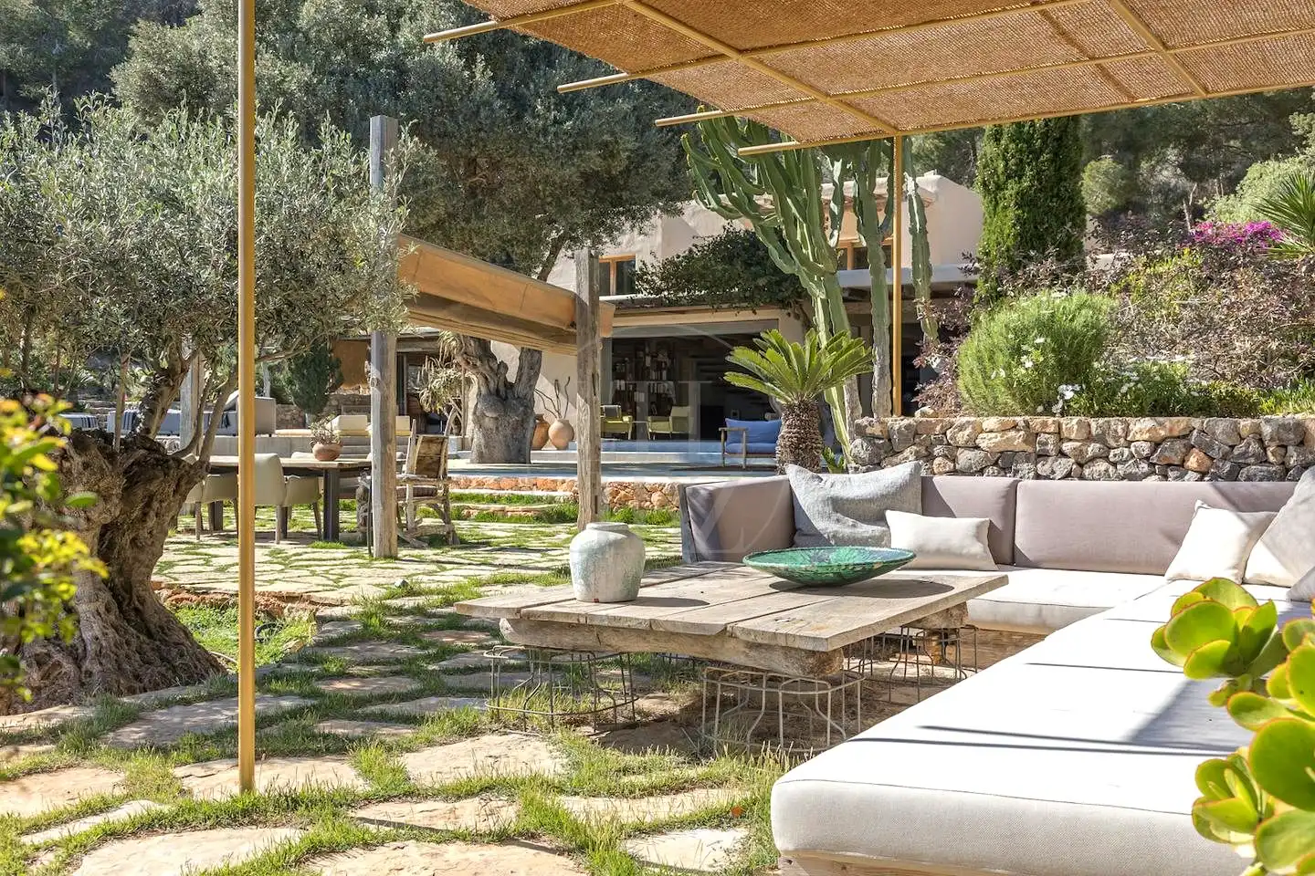 Terrasse von Haus oder Chalet zur Miete in Sant Josep de sa Talaia mit Klimaanlage, Privatgarten und Schwimmbad
