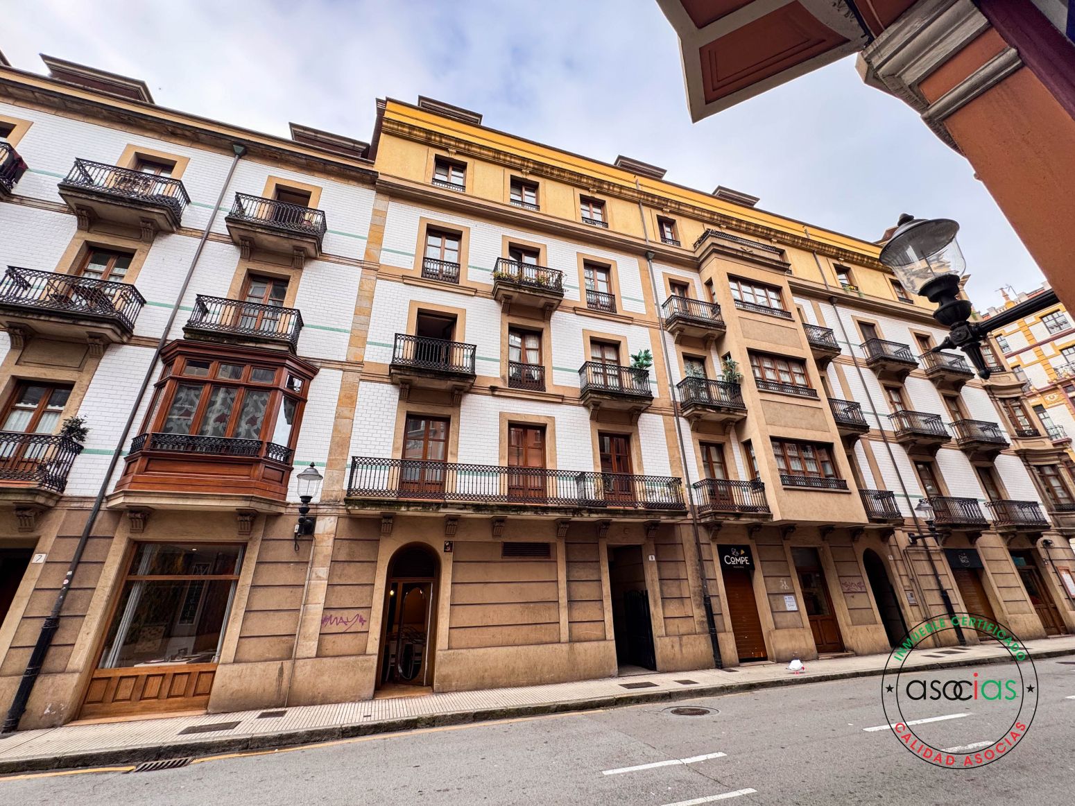 Vista exterior de Piso en venta en Gijón  con Calefacción y Parquet
