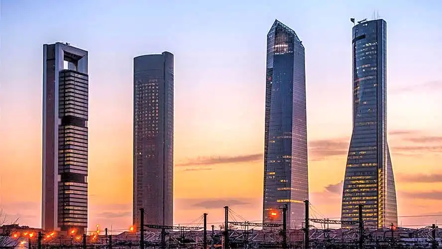 Vista exterior de Pis de lloguer en Madrid amb Aire condicionat, Calefacció i Parquet