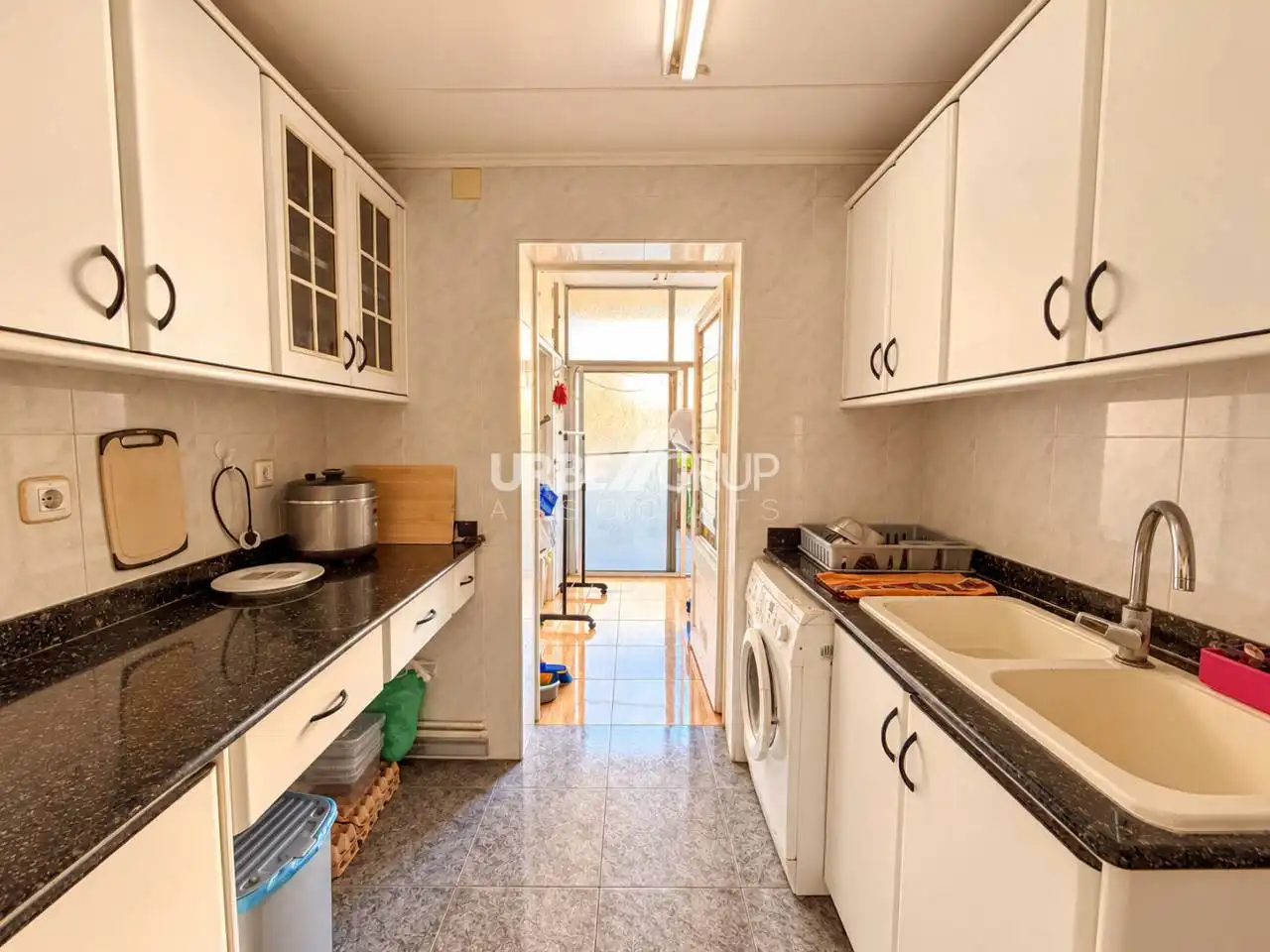 Küche von Wohnung zum Verkauf in Terrassa mit Terrasse und Balkon