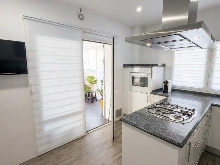 Kitchen of Houses for sale in Sevilla la Nueva  with Air Conditioner, Heating and Private garden
