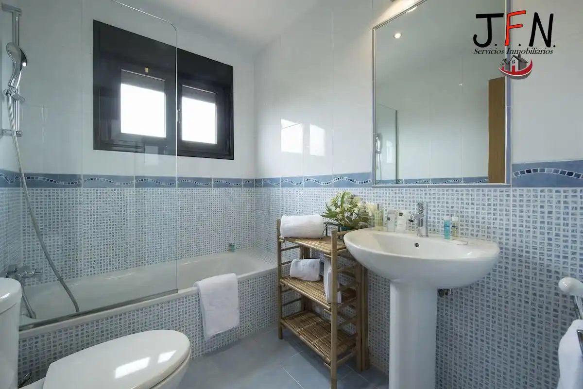 Bungalow with pool for sale in Calle Calle Majanicho, imagen 12