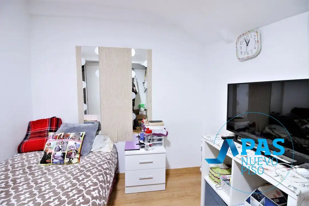 Schlafzimmer von Wohnung zum Verkauf in Santander