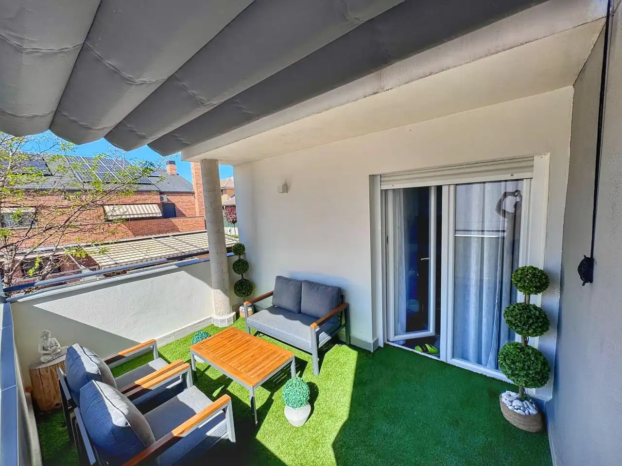 Terraza de Dúplex en venta en Meco con Aire acondicionado, Calefacción y Jardín privado