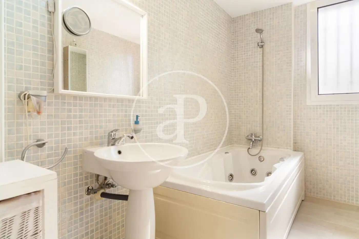Baño de Casa o chalet en venta en Riba-roja de Túria con Aire acondicionado, Calefacción y Jardín privado