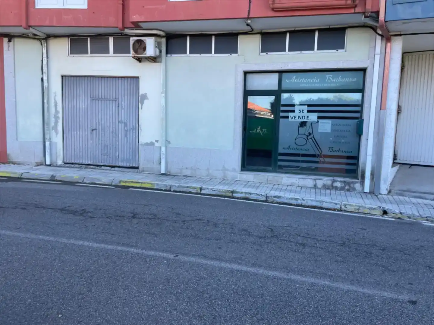 Planta baixa en venda en A Pobra do Caramiñal amb Aire condicionat i Moblat