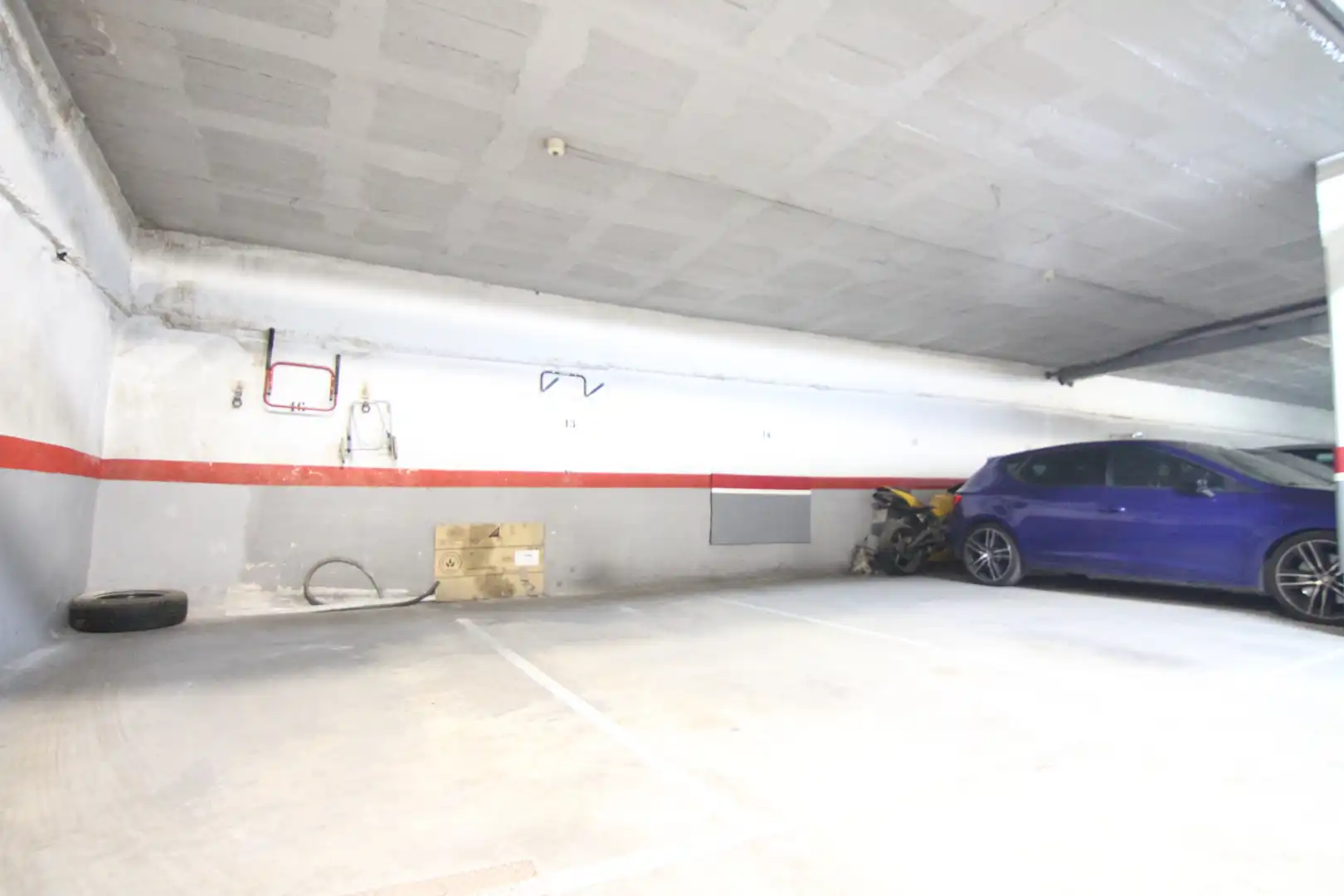 Parkplatz von Wohnung zum Verkauf in Olesa de Montserrat mit Klimaanlage, Heizung und Ofen