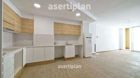 Obra nueva de 4 habitaciones con balcón, imatge 2