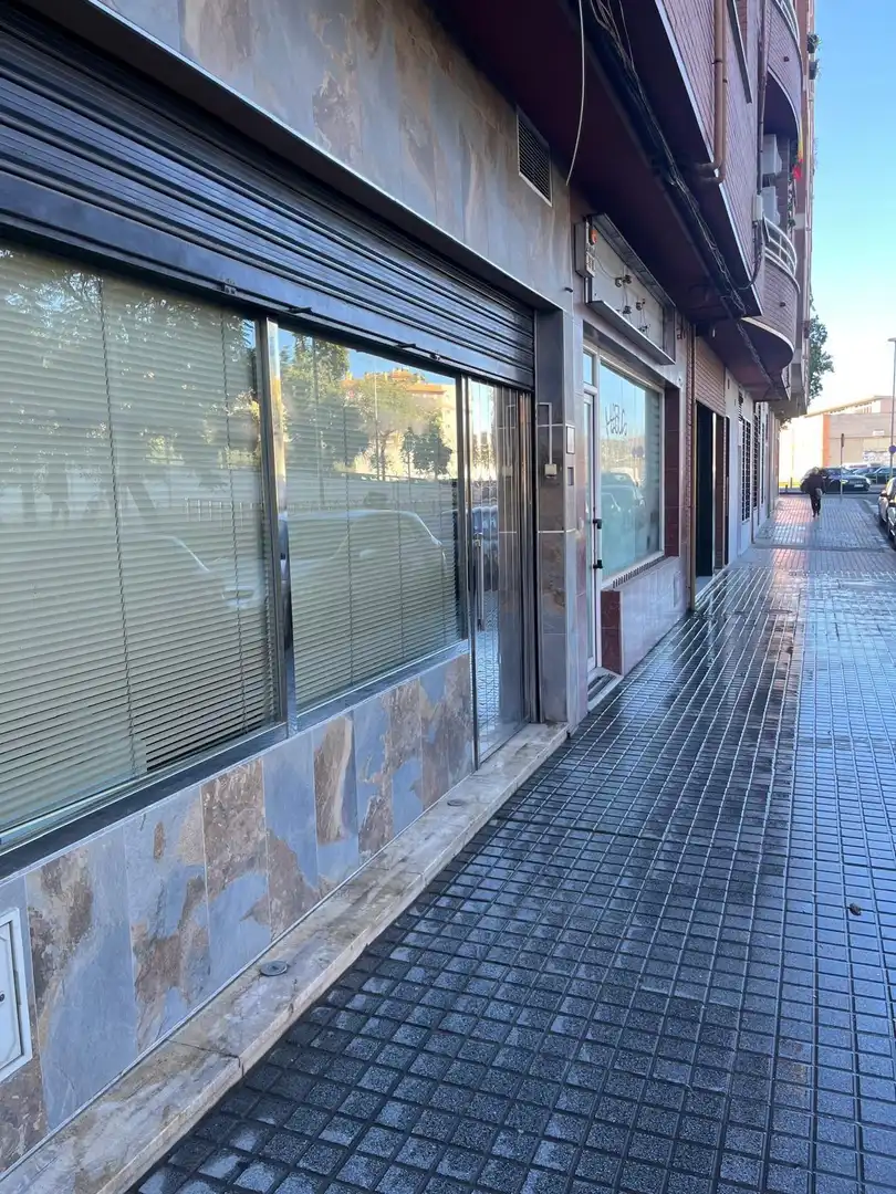 Local comercial en venta en Poniente-Sur, imagen 3