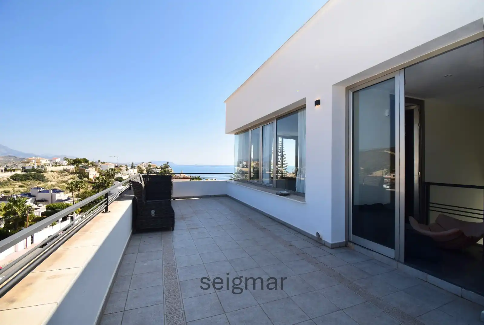 Houses for sale in Pueblo Acantilado - Lanuza