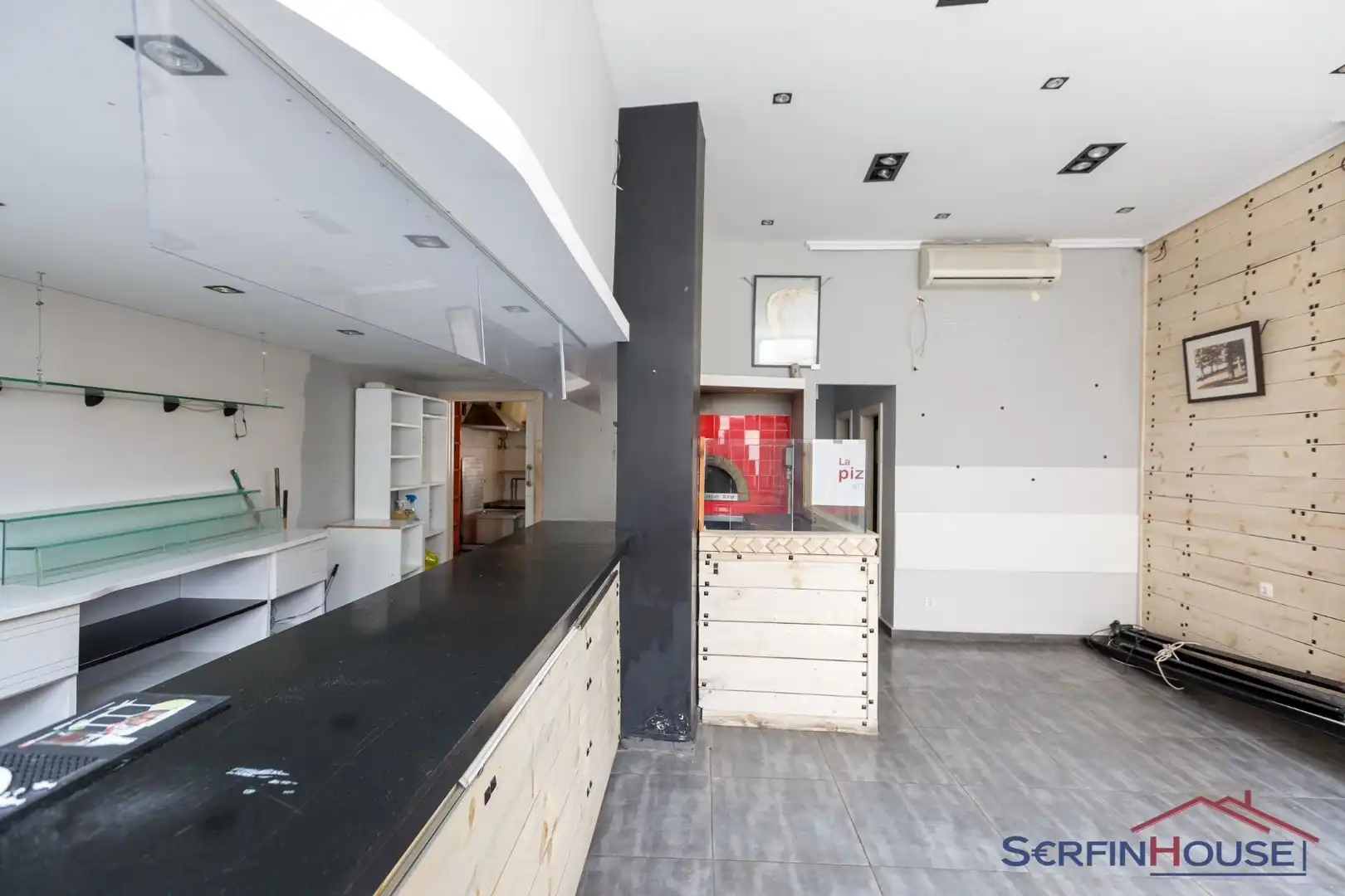Cuina de Local en venda en Santoña amb Aire condicionat i Terrassa