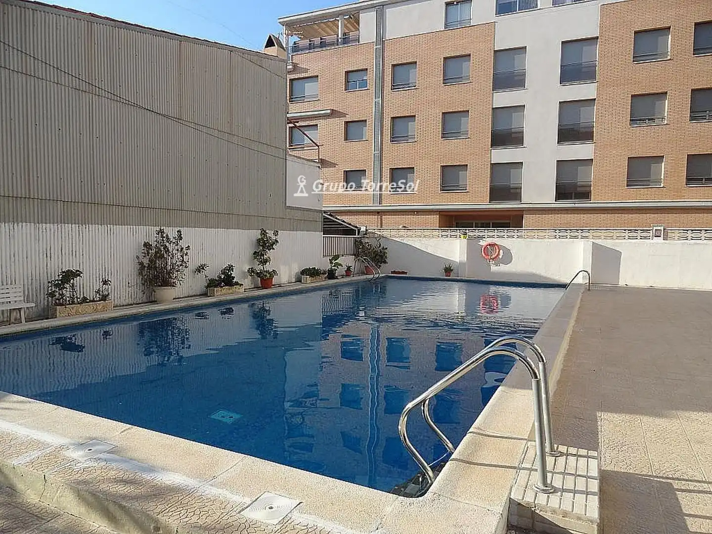 Swimming pool of Flat for sale in Centre