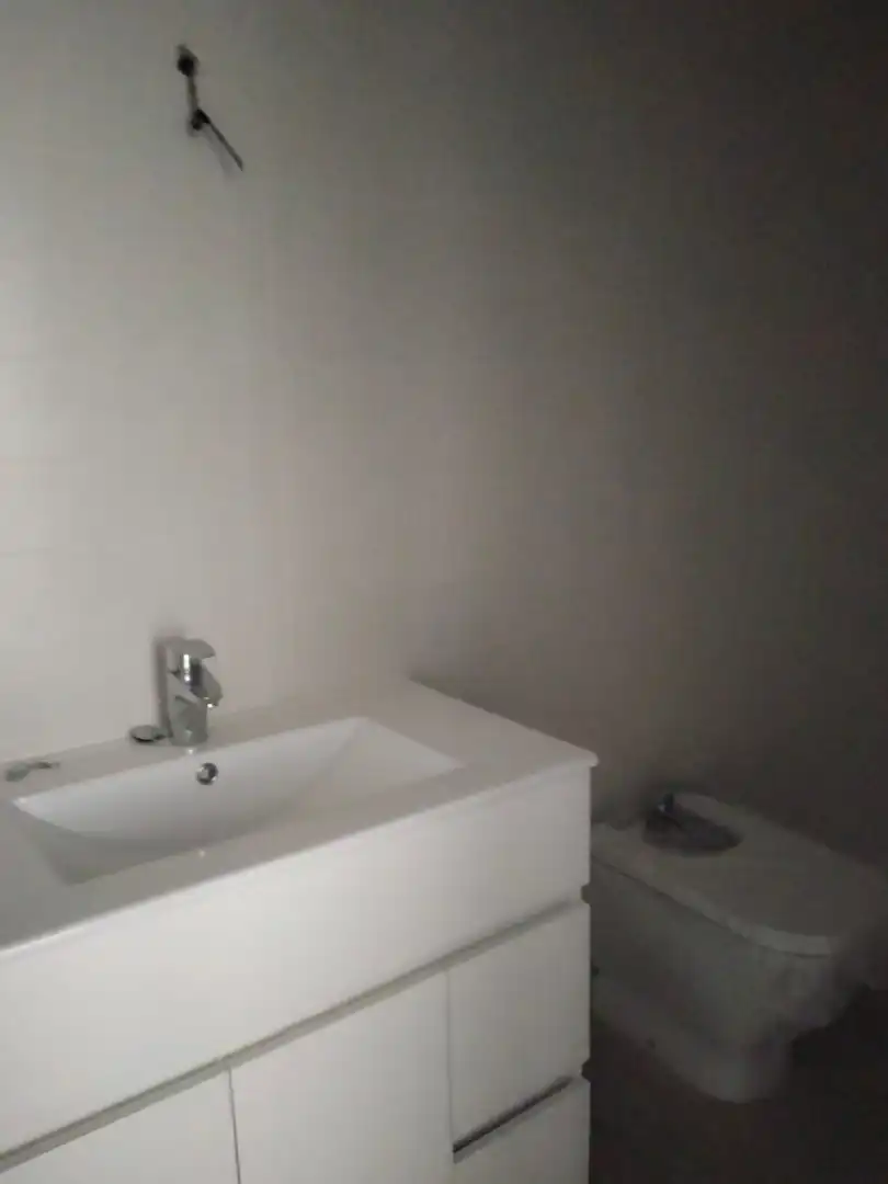 Baño de Piso en venta en Adra con Balcón