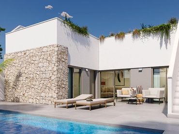 Casa pareada con jardín en venta en Pilar de la Horadada ciudad