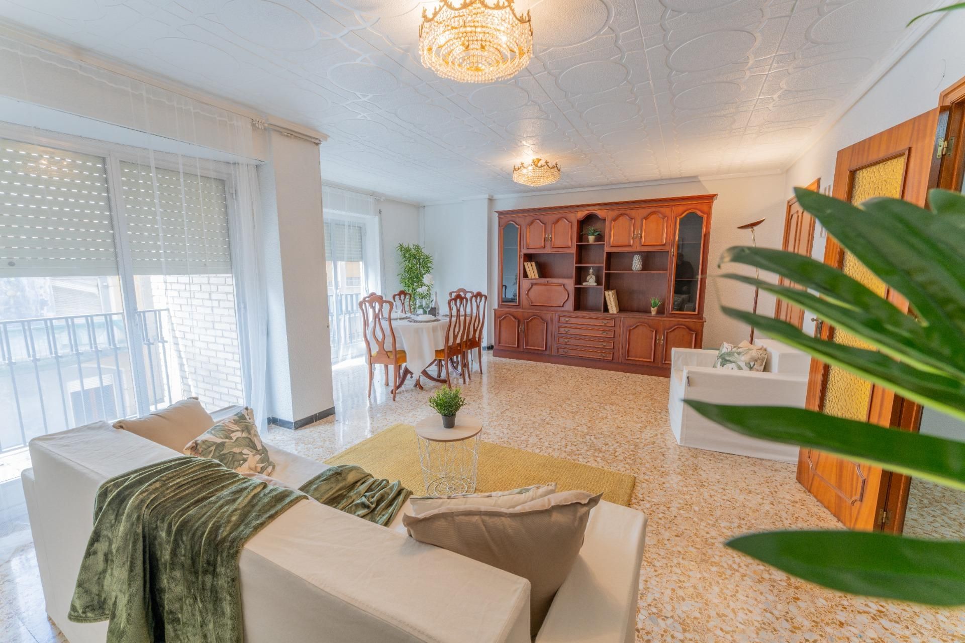 Living room of Flat for sale in Elche / Elx  with Air Conditioner and Balcony