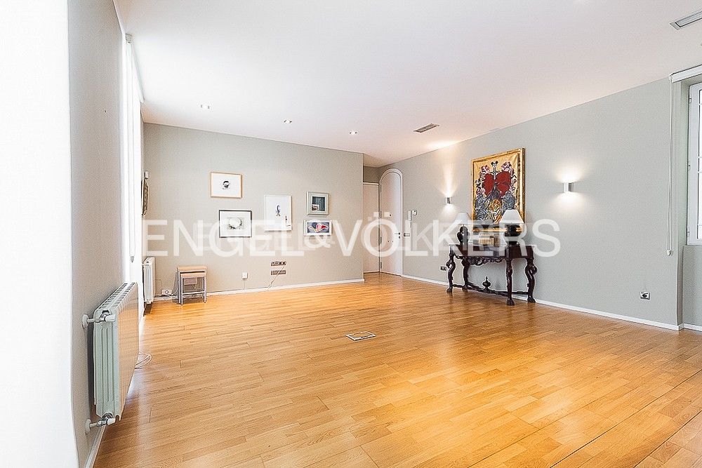 Sala d'estar de Apartament de lloguer en  Valencia Capital amb Aire condicionat, Calefacció i Parquet