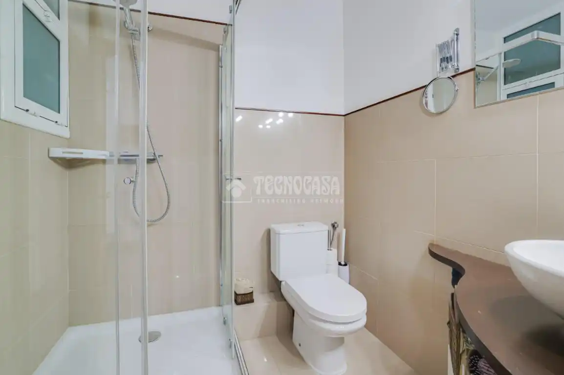 Baño de Piso en venta en Mataró con Aire acondicionado, Calefacción y Parquet