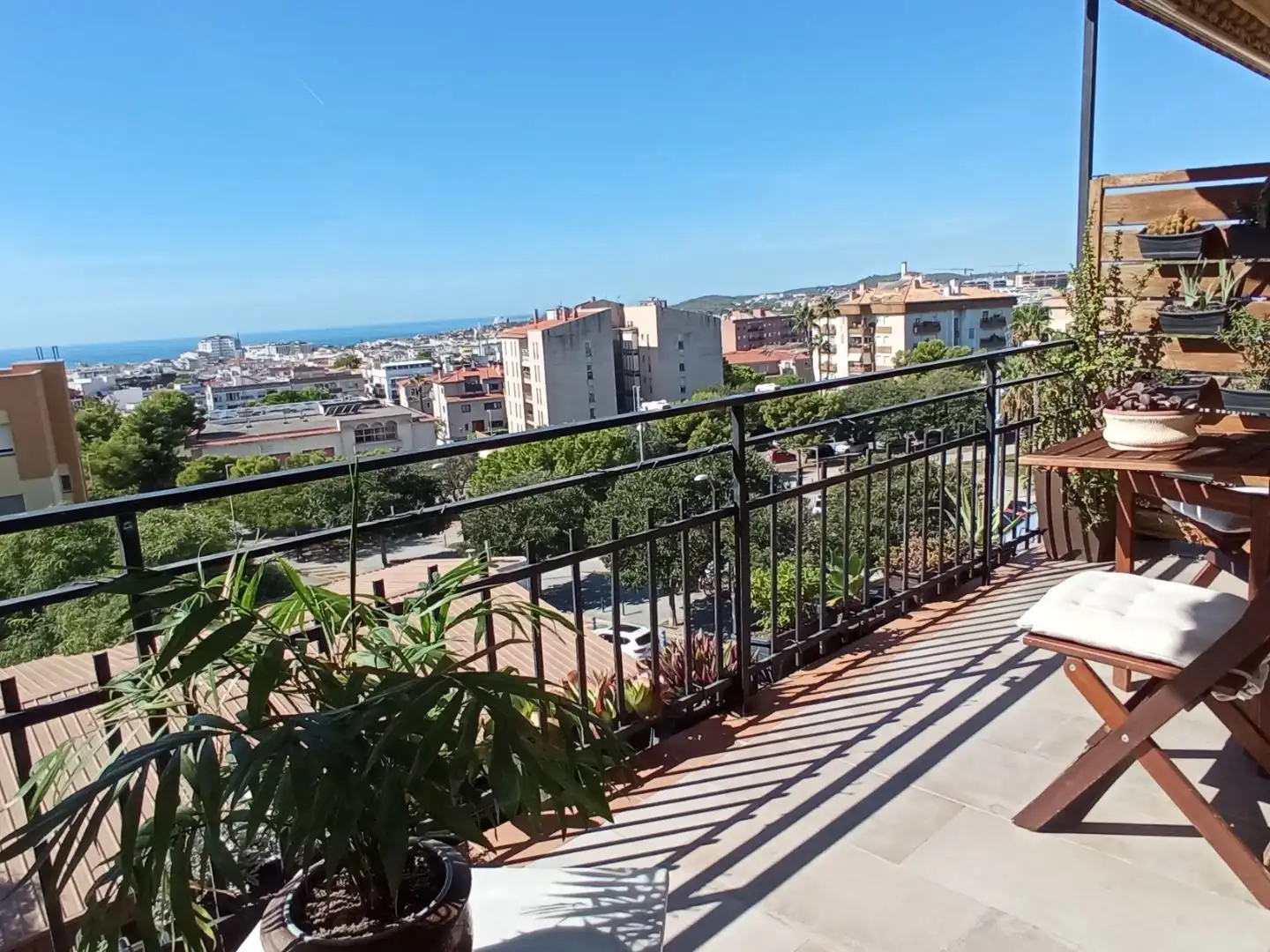 Terrasse von Wohnung zum Verkauf in Sitges mit Klimaanlage und Balkon
