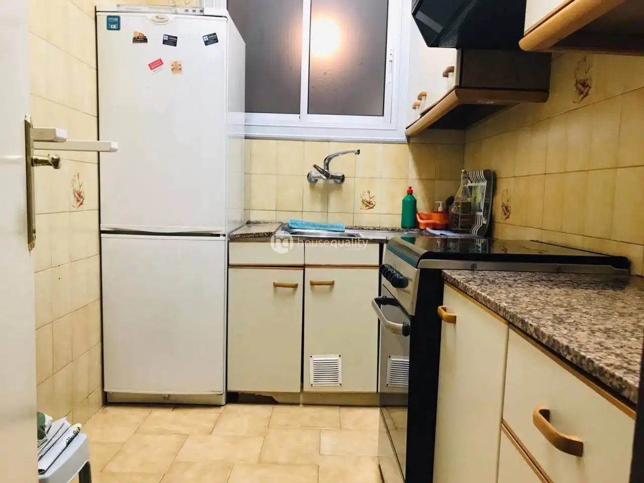 Kitchen of Flat for sale in Barcelona  with Air Conditioner and Parquet flooring