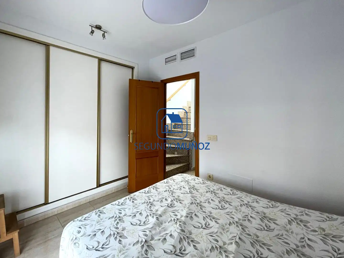 Habitación de Dúplex en venta en Mazarrón con Aire acondicionado, Terraza y Trastero